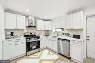 1031 Winton St, Philadelphia, PA 19148 - Photo 5