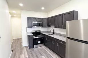 240 W Ontario St, Philadelphia, PA 19140 - Photo 3