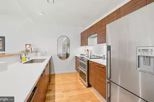 934 N 3rd St, Philadelphia, PA 19123 - Photo 5
