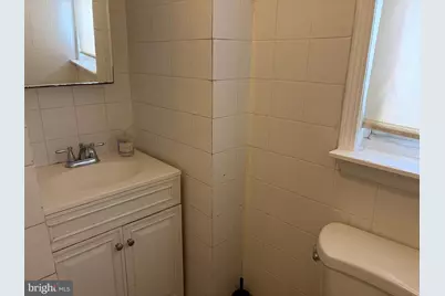 7058 Saybrook Avenue, Philadelphia, PA 19142 - Photo 17