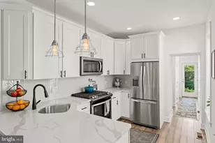 304 W Salaignac St, Philadelphia, PA 19128 - Photo 7