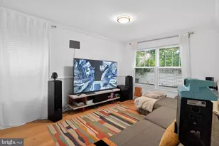 1318 S Lawrence St, Philadelphia, PA 19147 - Photo 7