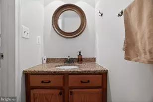 1318 S Lawrence St, Philadelphia, PA 19147 - Photo 9