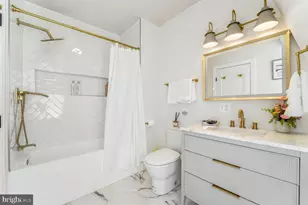 80 W Sharpnack St, Philadelphia, PA 19119 - Photo 19