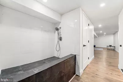 80 W Sharpnack Street, Philadelphia, PA 19119 - Photo 23