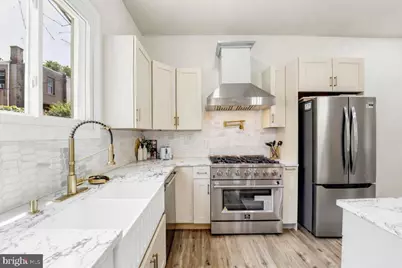 80 W Sharpnack Street, Philadelphia, PA 19119 - Photo 9