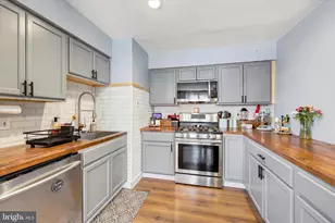 3746 S Hereford Ln, Philadelphia, PA 19114 - Photo 5