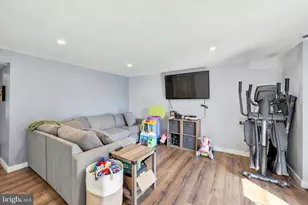3746 S Hereford Ln, Philadelphia, PA 19114 - Photo 3