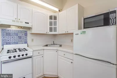 1807 Spruce Street #2F, Philadelphia, PA 19103 - Photo 7