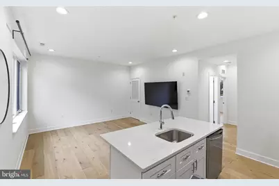 2011 N Reese Street #7B, Philadelphia, PA 19122 - Photo 3