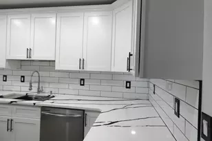 853 N 45th St, Philadelphia, PA 19104 - Photo 15