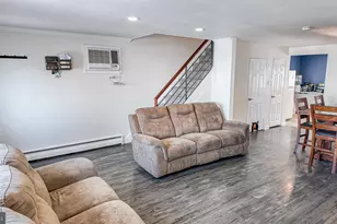 4118 Fairdale Rd, Philadelphia, PA 19154 - Photo 3