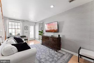 1304 S Howard Street, Philadelphia, PA 19147 - Photo 5