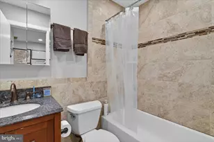 1539 South St, Philadelphia, PA 19146 - Photo 11