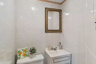 471 E Pleasant St, Philadelphia, PA 19119 - Photo 19