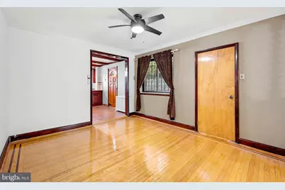 1640 S 13th Street, Philadelphia, PA 19148 - Photo 3