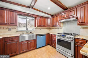 1640 S 13th St, Philadelphia, PA 19148 - Photo 5
