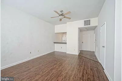 315 New Street #604, Philadelphia, PA 19106 - Photo 9