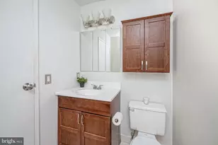 315 New St, Philadelphia, PA 19106 - Photo 15