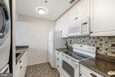 315 New Street #604, Philadelphia, PA 19106 - Photo 11