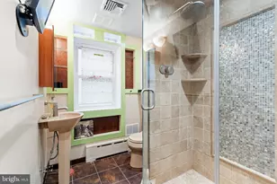 345 S Hicks St, Philadelphia, PA 19102 - Photo 7