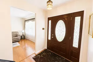 8608 Cathedral Cir, Philadelphia, PA 19128 - Photo 5