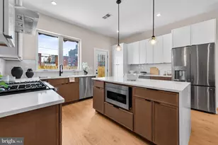 911 Emily St, Philadelphia, PA 19148 - Photo 7