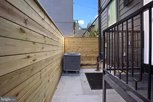 761 S Cleveland St, Philadelphia, PA 19146 - Photo 45