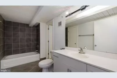 1027 Arch Street #407, Philadelphia, PA 19107 - Photo 29