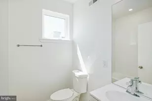 1842 E Harold St, Philadelphia, PA 19125 - Photo 11
