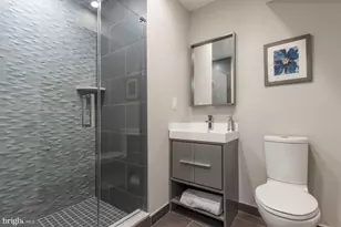 716 S Sartain St, Philadelphia, PA 19147 - Photo 37