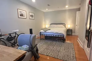 1014 Clinton St, Philadelphia, PA 19107 - Photo 9