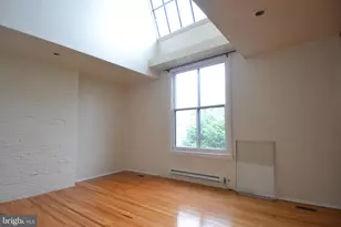 1010 Clinton St, Philadelphia, PA 19107 - Photo 5