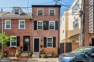 142 Carpenter St, Philadelphia, PA 19147 - Photo 1