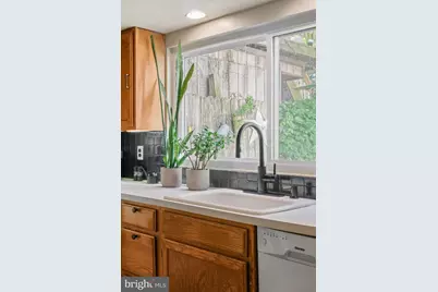 142 Carpenter Street, Philadelphia, PA 19147 - Photo 15