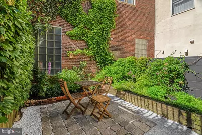142 Carpenter Street, Philadelphia, PA 19147 - Photo 17