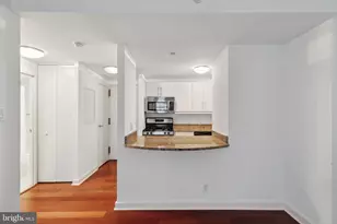 219 S 18th St, Philadelphia, PA 19103 - Photo 5