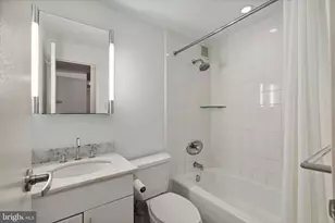 219 S 18th St, Philadelphia, PA 19103 - Photo 11