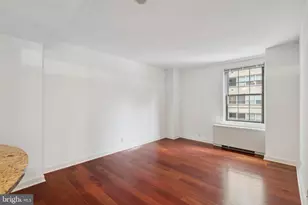 219 S 18th St, Philadelphia, PA 19103 - Photo 1