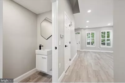 745 S Juniper Street, Philadelphia, PA 19147 - Photo 9
