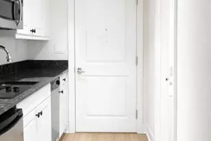 1701 Locust St, Philadelphia, PA 19103 - Photo 5