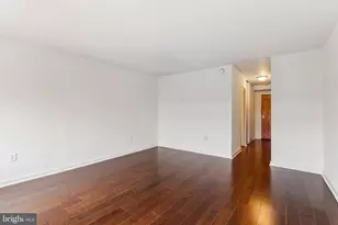 604 S Washington Square, Philadelphia, PA 19106 - Photo 5