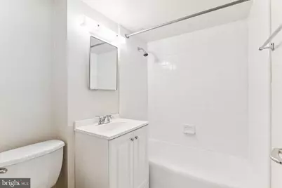 604 S Washington Square #113, Philadelphia, PA 19106 - Photo 11