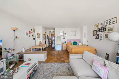 210 Locust Street #25E, Philadelphia, PA 19106 - Photo 13