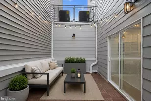 244 Montrose St, Philadelphia, PA 19147 - Photo 3
