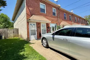 8058 Walker St, Philadelphia, PA 19136 - Photo 3