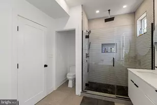 726 S Chadwick St, Philadelphia, PA 19146 - Photo 23