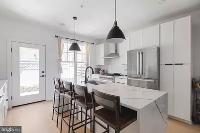 726 S Chadwick Street, Philadelphia, PA 19146 - Photo 9