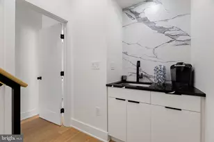 726 S Chadwick St, Philadelphia, PA 19146 - Photo 27