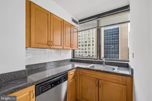 233 S 6th St, Philadelphia, PA 19106 - Photo 9